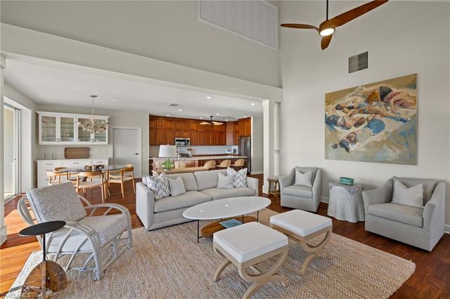 5423 Shearwater DR, Sanibel, FL 33957