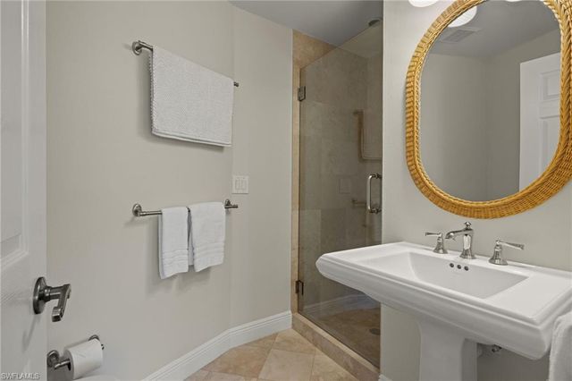 5423 Shearwater DR, Sanibel, FL 33957