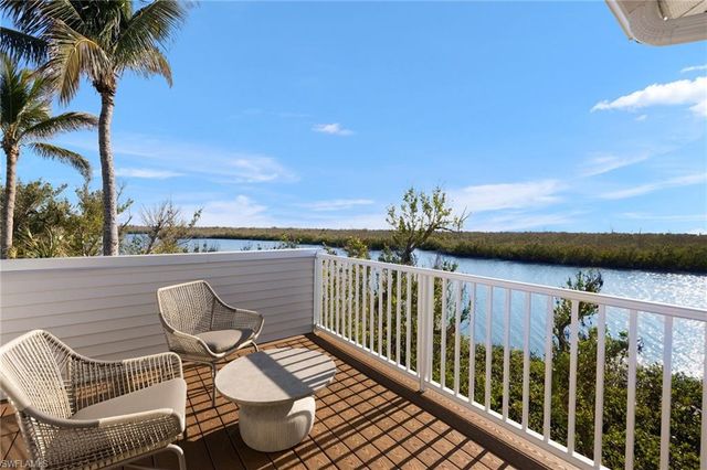 5423 Shearwater DR, Sanibel, FL 33957