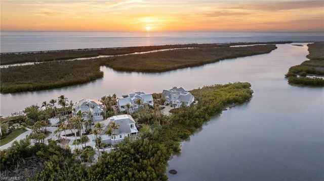 5423 Shearwater DR, Sanibel, FL 33957