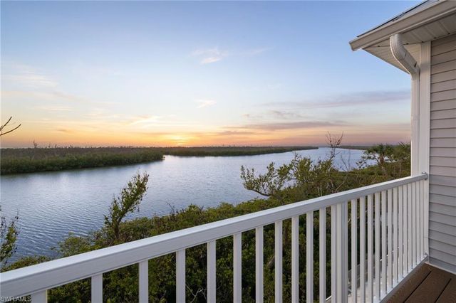 5423 Shearwater DR, Sanibel, FL 33957