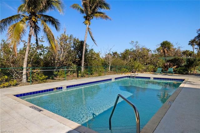 5423 Shearwater DR, Sanibel, FL 33957