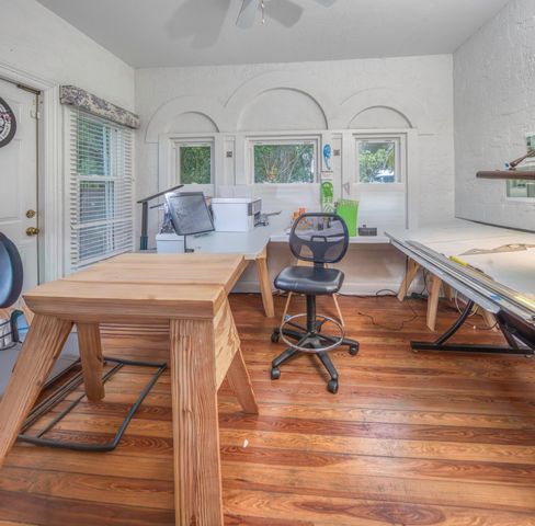 411 S FEDERAL Highway, Lake Worth Beach, FL 33460