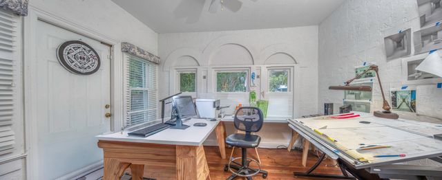 411 S FEDERAL Highway, Lake Worth Beach, FL 33460