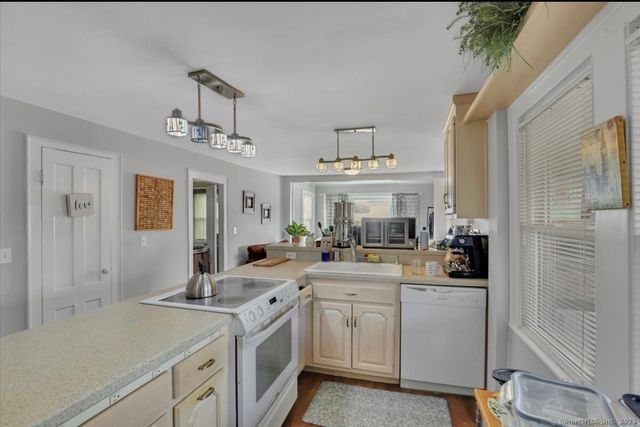 41 S main Street, Westbrook, CT 06498