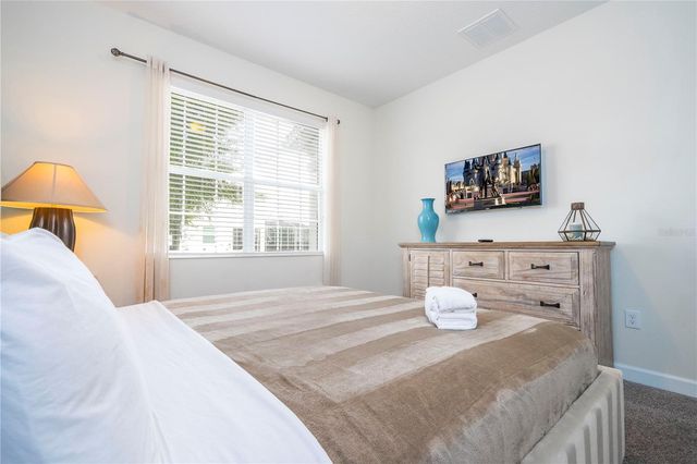 1646 MOON VALLEY DRIVE, Davenport, FL 33896