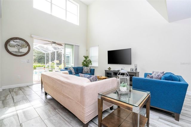 1646 MOON VALLEY DRIVE, Davenport, FL 33896