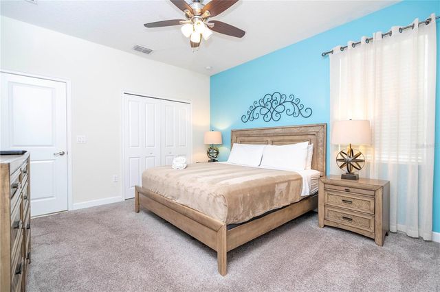 1646 MOON VALLEY DRIVE, Davenport, FL 33896