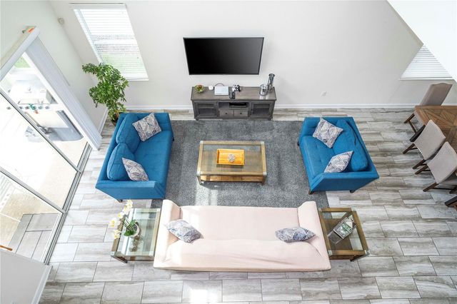 1646 MOON VALLEY DRIVE, Davenport, FL 33896