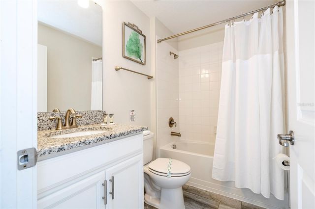 1646 MOON VALLEY DRIVE, Davenport, FL 33896