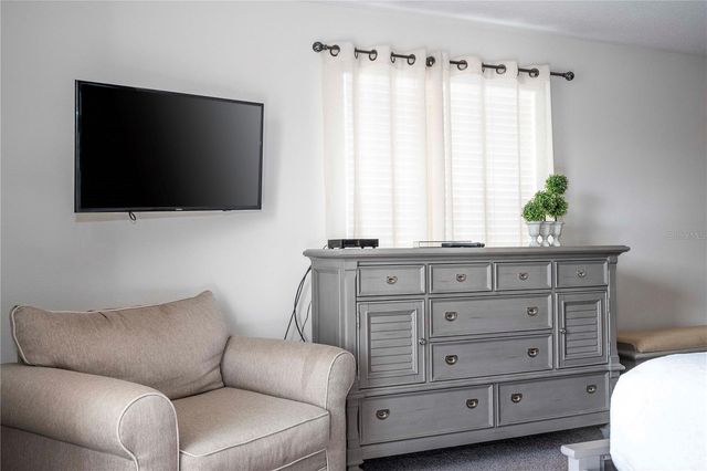 1646 MOON VALLEY DRIVE, Davenport, FL 33896