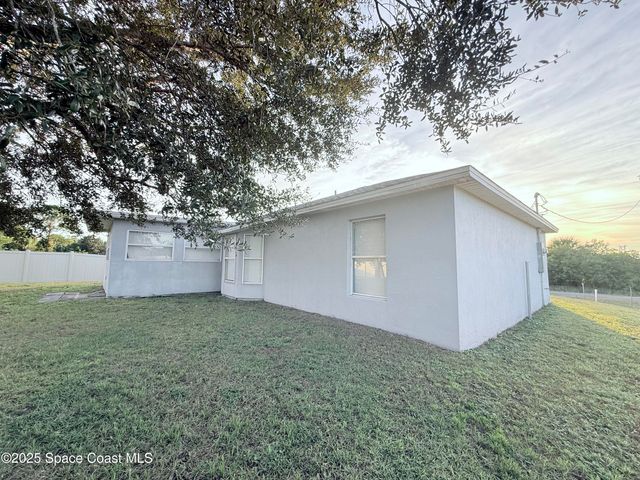 2473 Largo Avenue SW, Palm Bay, FL 32908