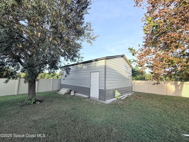 2473 Largo Avenue SW, Palm Bay, FL 32908