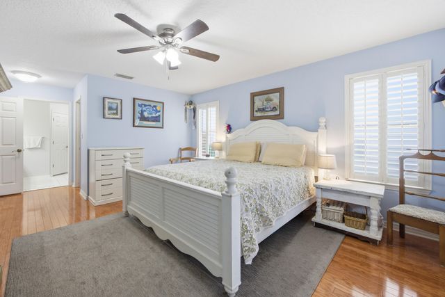 2917 Shalimar Lane, Shalimar, FL 32579