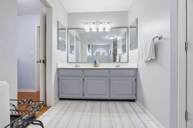 2917 Shalimar Lane, Shalimar, FL 32579