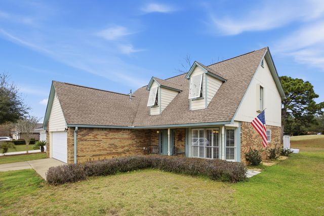 2917 Shalimar Lane, Shalimar, FL 32579