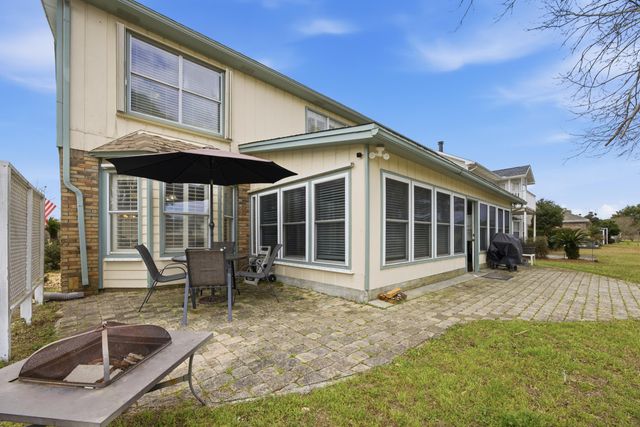 2917 Shalimar Lane, Shalimar, FL 32579