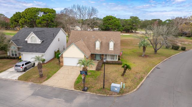 2917 Shalimar Lane, Shalimar, FL 32579