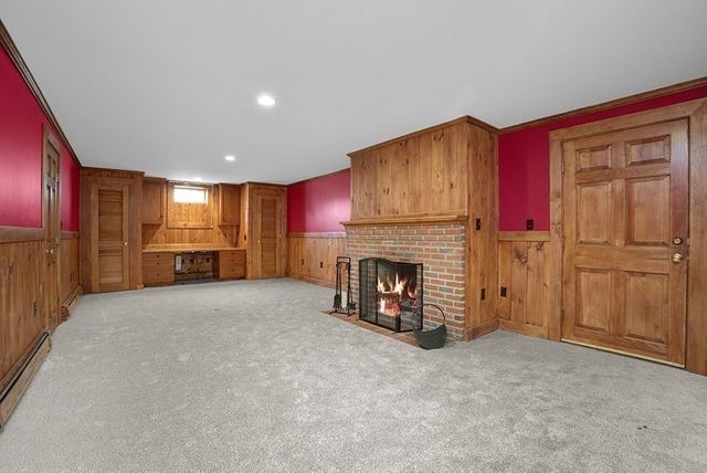 221 High St, Canton, MA 02021