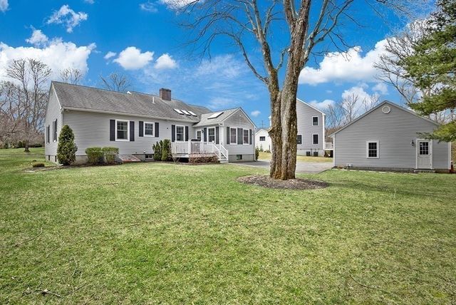 221 High St, Canton, MA 02021