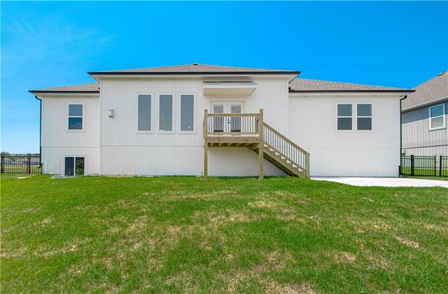 2211 Prairie Creek Drive, Kearney, MO 64060