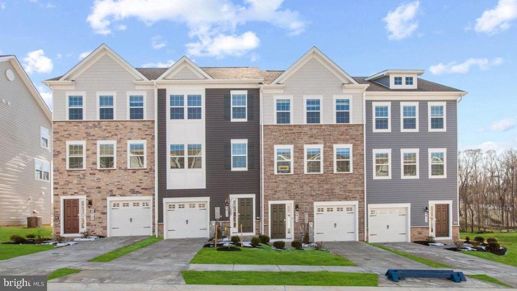 6 MERION AVE, Rosedale, MD 21237
