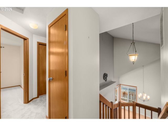 5621 Nw 179TH Ave, Portland, OR 97229