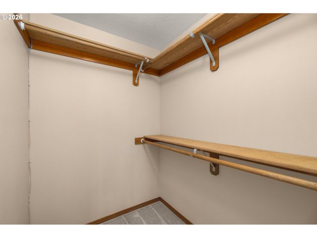 5621 Nw 179TH Ave, Portland, OR 97229