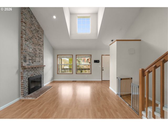 5621 Nw 179TH Ave, Portland, OR 97229