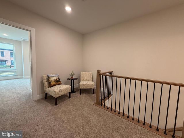 98 VILLAGE DR, Skillman, NJ 08558