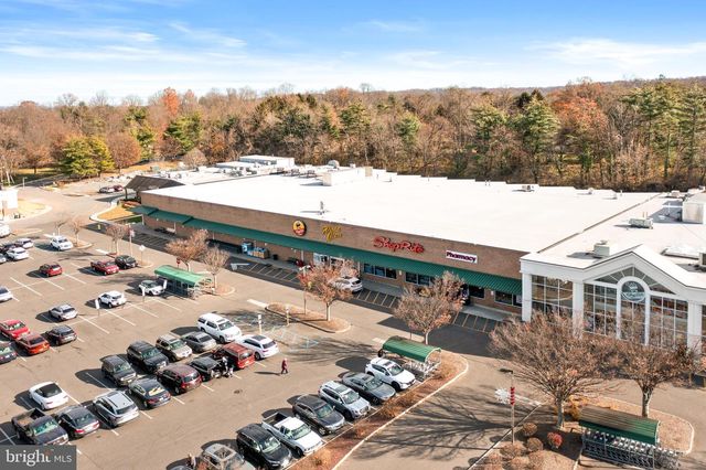 98 VILLAGE DR, Skillman, NJ 08558