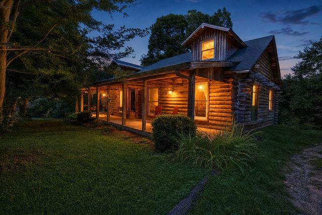 334 Wismer Rd, Camden, TN 38320