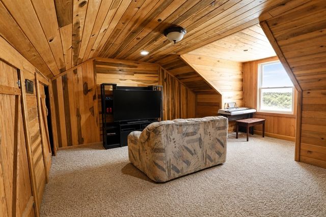334 Wismer Rd, Camden, TN 38320