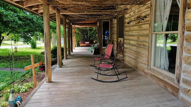334 Wismer Rd, Camden, TN 38320