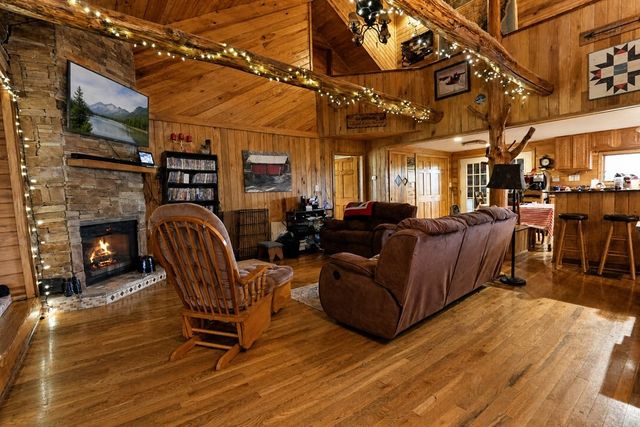 334 Wismer Rd, Camden, TN 38320