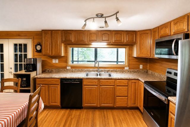 334 Wismer Rd, Camden, TN 38320