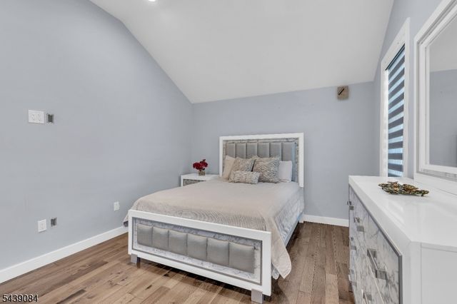 12 Bass Rock Rd, Hopatcong Boro, NJ 07843