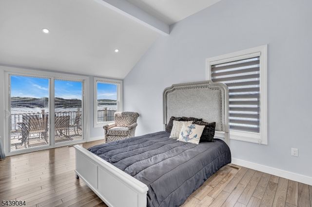 12 Bass Rock Rd, Hopatcong Boro, NJ 07843