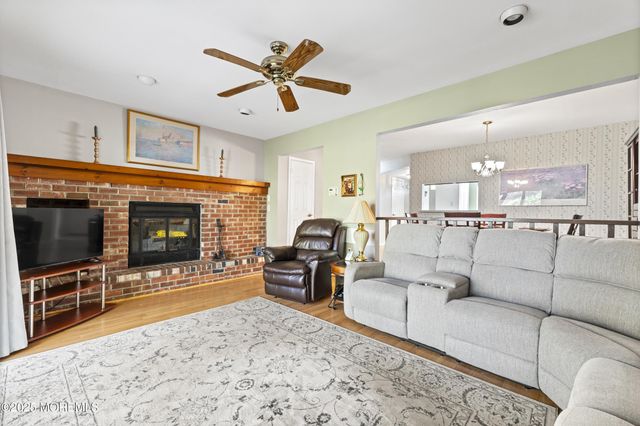 106 Wilshire Court, Old Bridge, NJ 08857