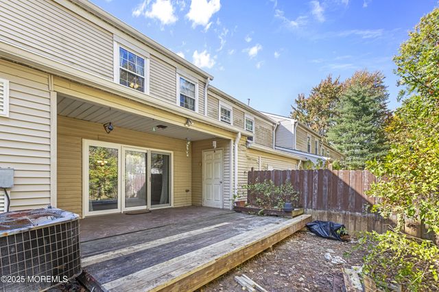 106 Wilshire Court, Old Bridge, NJ 08857