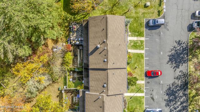 106 Wilshire Court, Old Bridge, NJ 08857