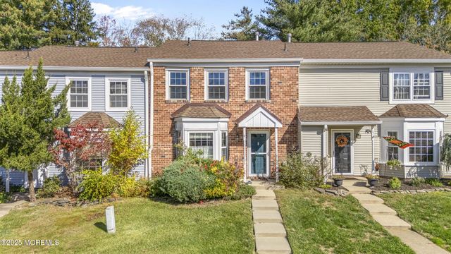 106 Wilshire Court, Old Bridge, NJ 08857