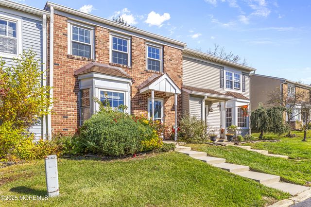 106 Wilshire Court, Old Bridge, NJ 08857