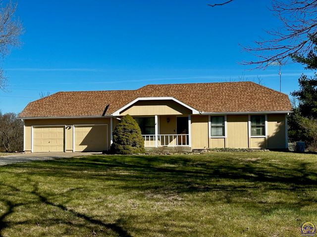 14296 123rd LN, Hoyt, KS 66440