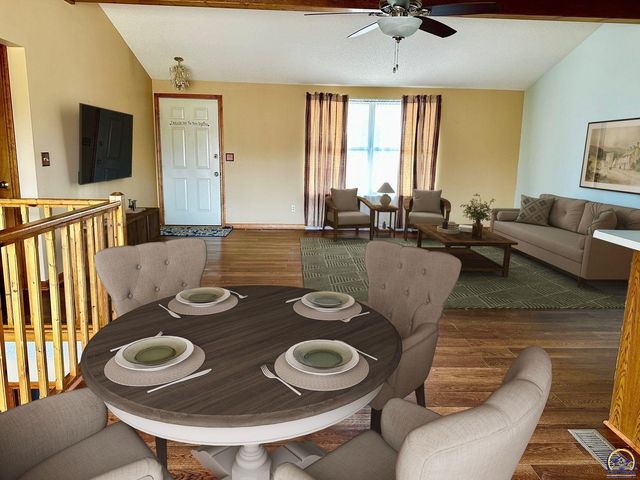 14296 123rd LN, Hoyt, KS 66440