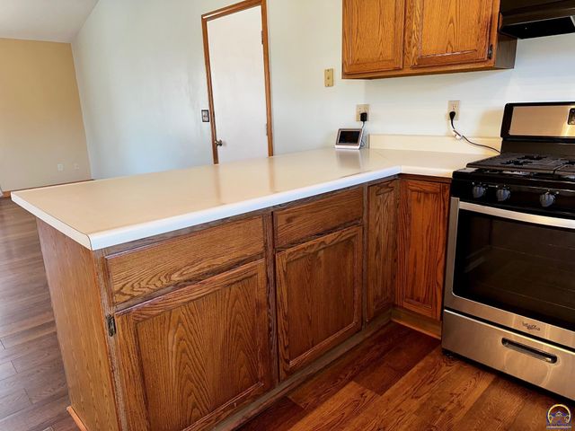 14296 123rd LN, Hoyt, KS 66440