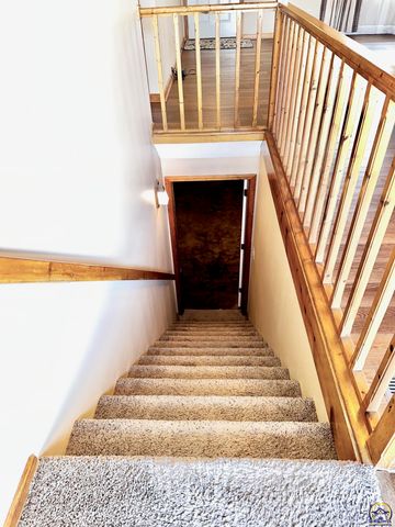 14296 123rd LN, Hoyt, KS 66440