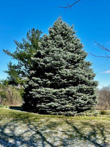 14296 123rd LN, Hoyt, KS 66440