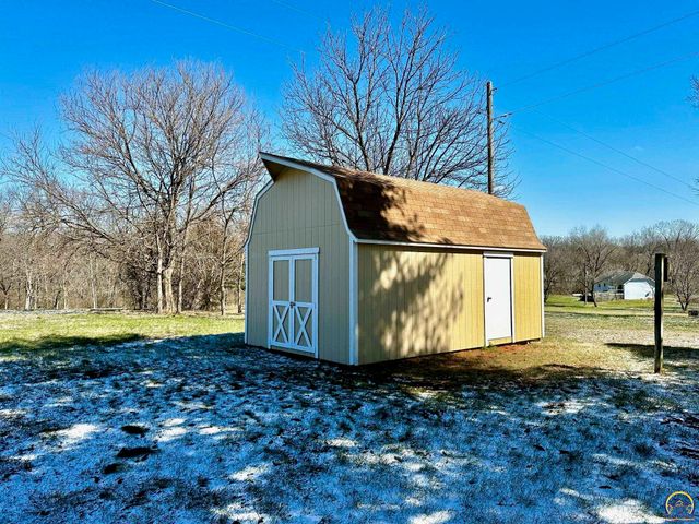 14296 123rd LN, Hoyt, KS 66440