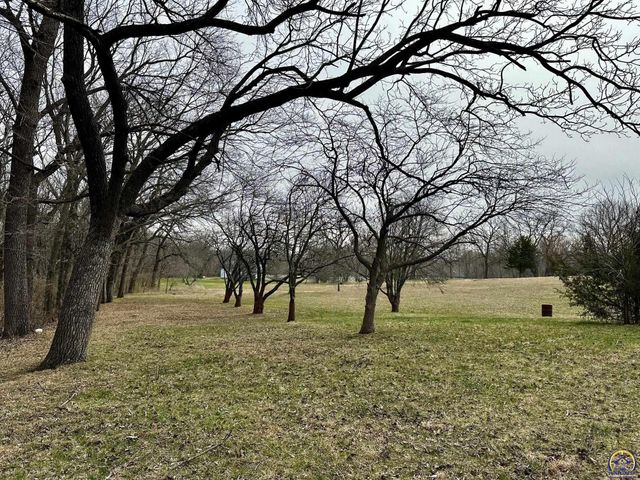 14296 123rd LN, Hoyt, KS 66440